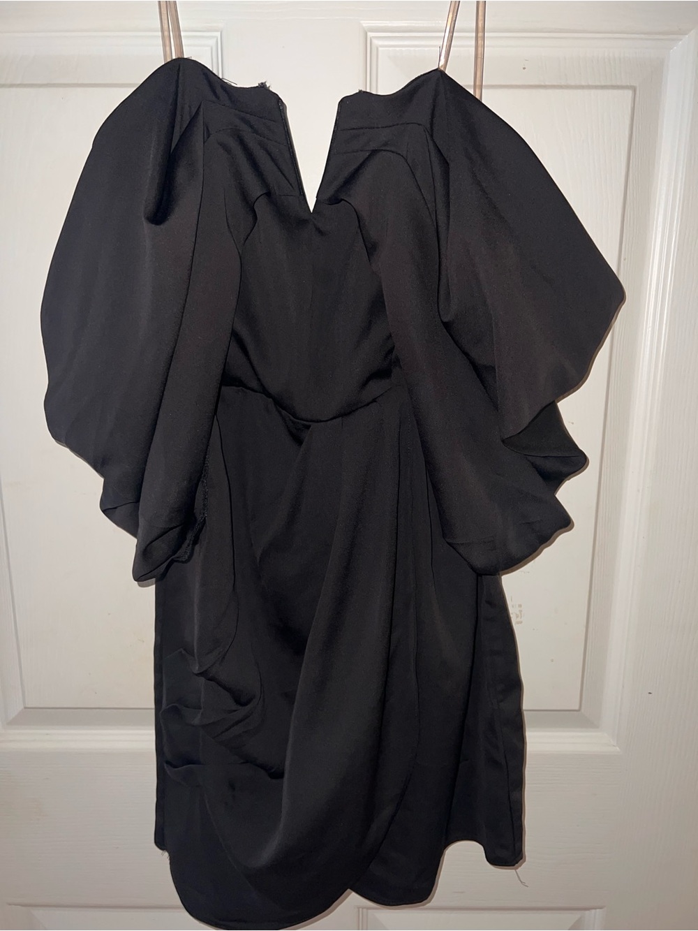 DO+BE Black Off-Shoulder Puff Sleeve Cocktail Dress